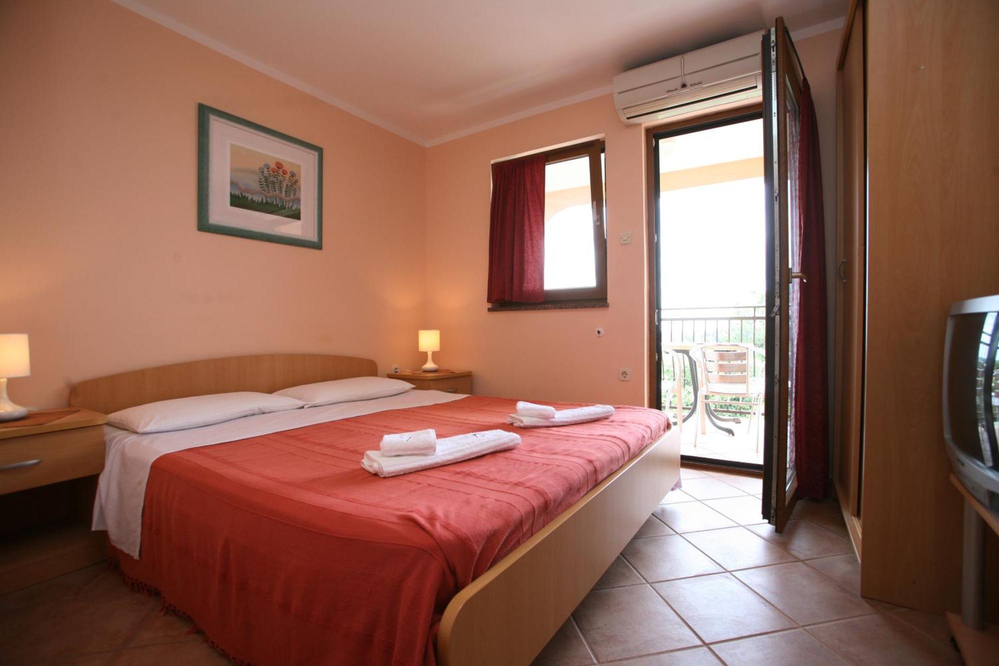 Apartments Neda - Porec South Phòng bức ảnh