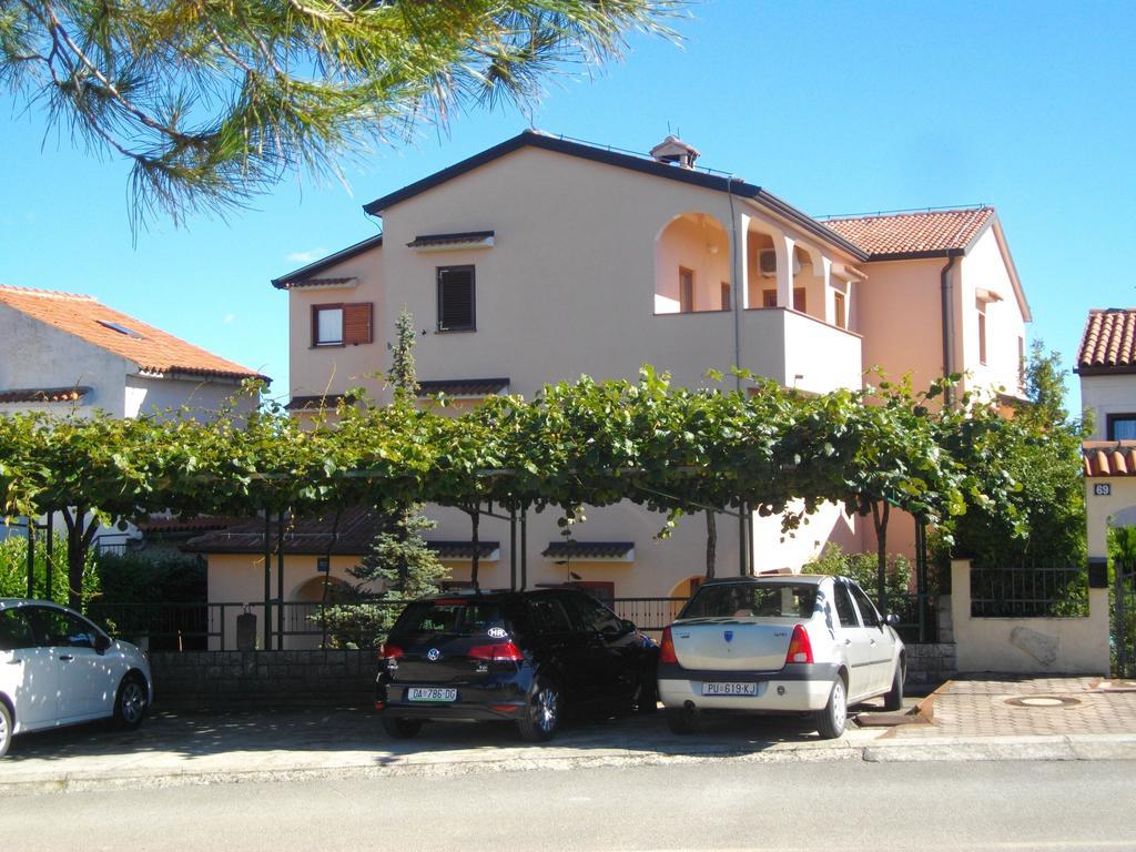 Apartments Neda - Porec South Ngoại thất bức ảnh