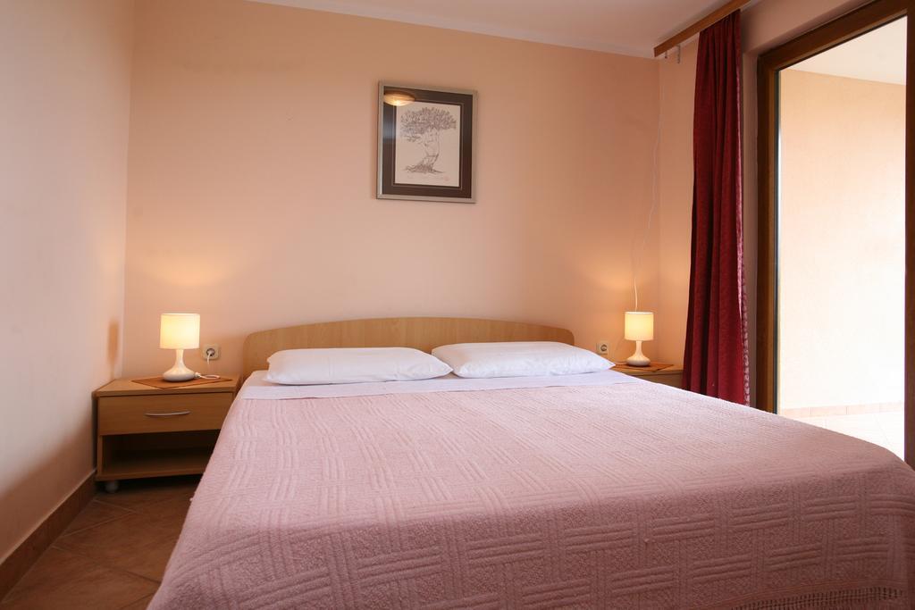 Apartments Neda - Porec South Phòng bức ảnh