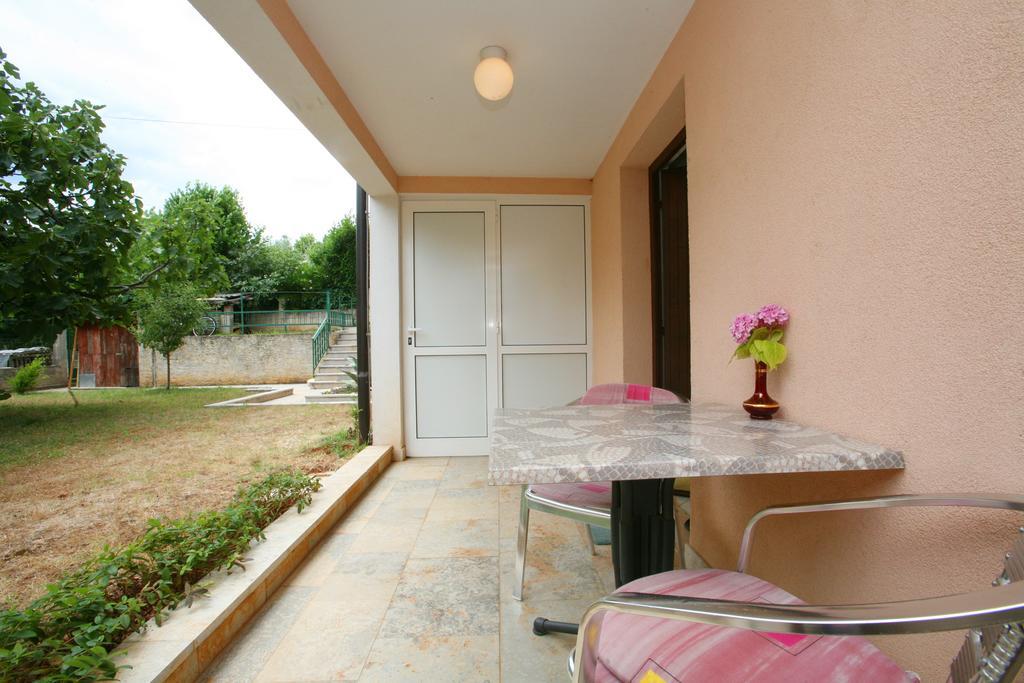 Apartments Neda - Porec South Phòng bức ảnh