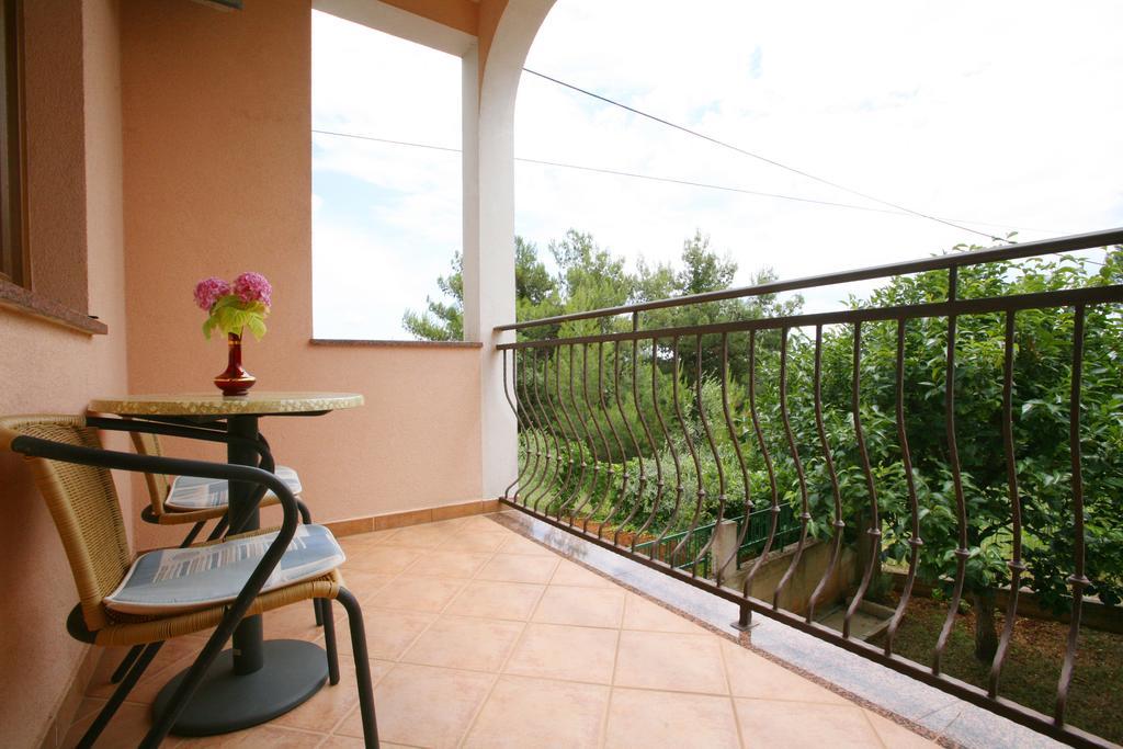 Apartments Neda - Porec South Phòng bức ảnh