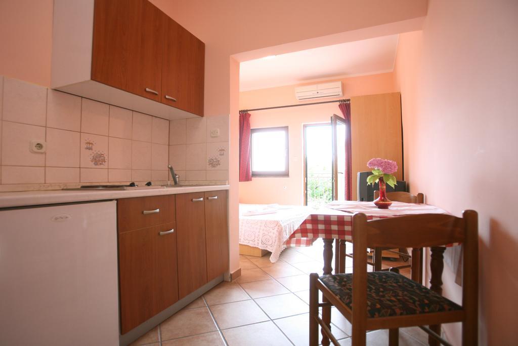 Apartments Neda - Porec South Phòng bức ảnh